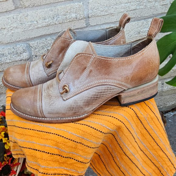 Freebirds by Steven Mabel Size 10 Taupe Multi - Picture 2 of 13